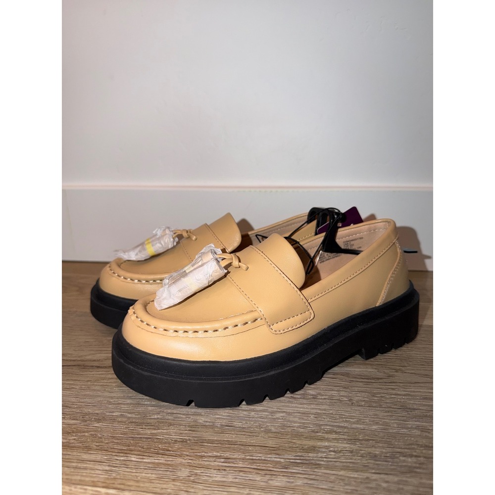 Girl shoes size 1 loafers